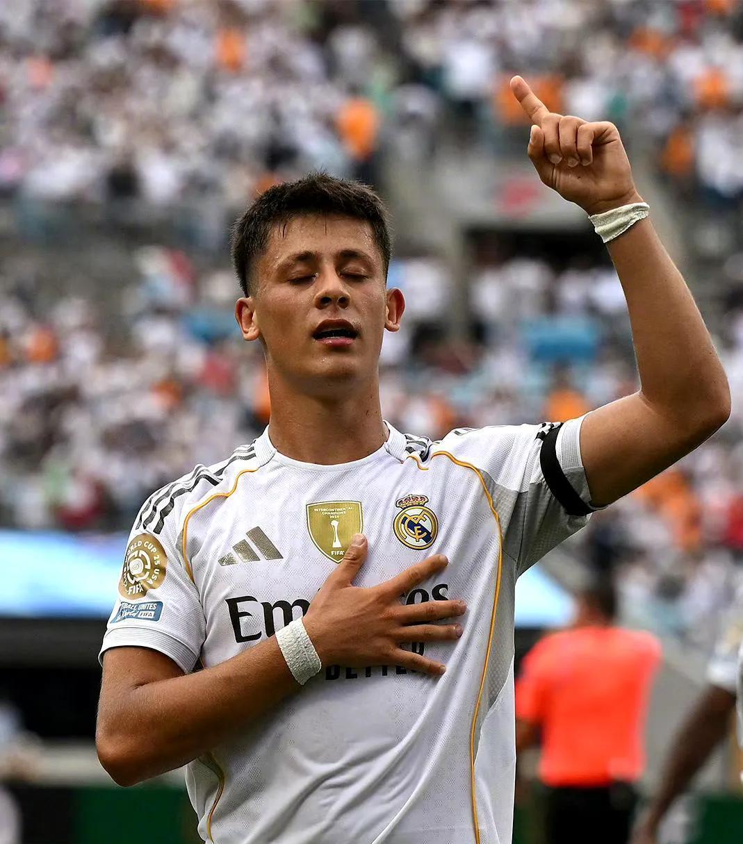 九游ag官方官网今晚尤文图斯调整名单以备法甲，篮板制胜环节打磨，悬念犹存，年轻球员得到机会的简单介绍