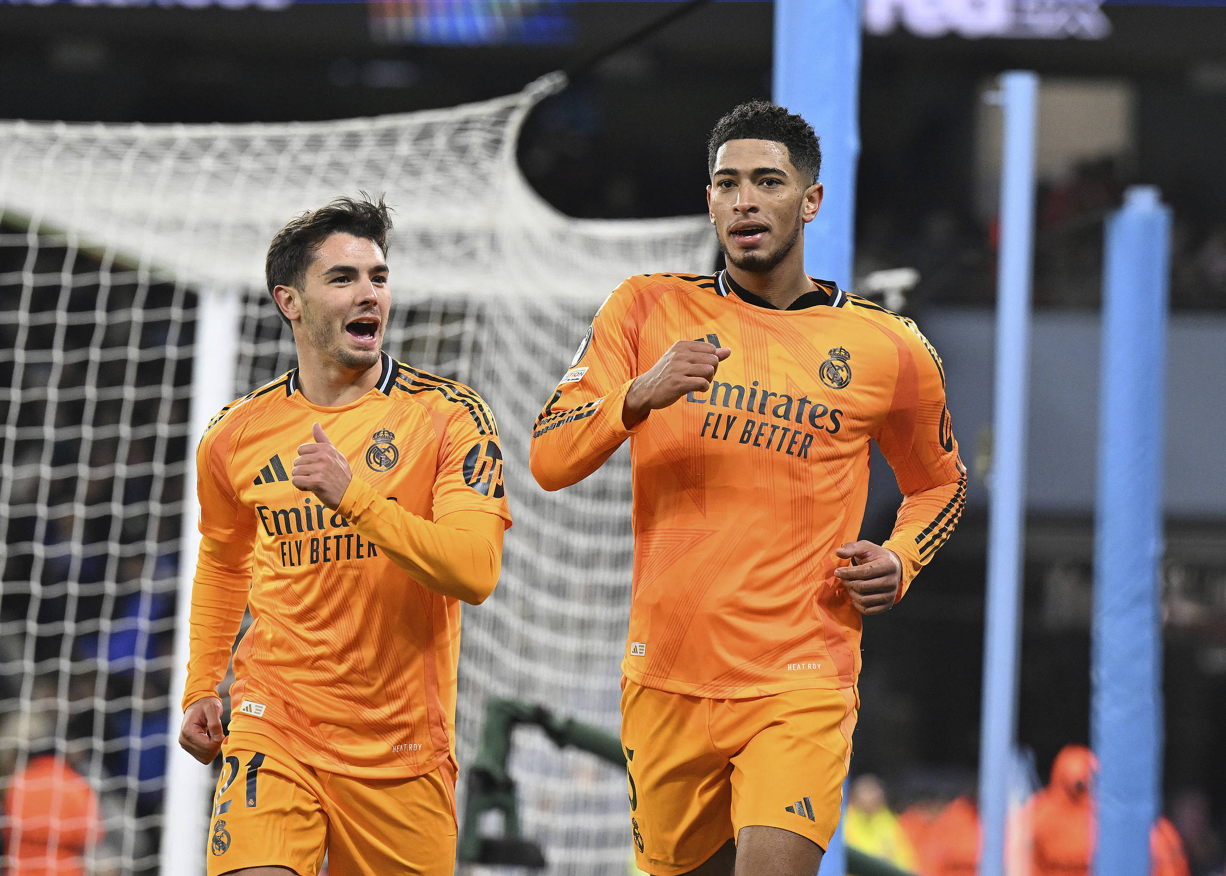 九游ag网页版直接进入赛前体能课后，曼城遗憾出局备战意甲，气氛紧张，细节决定成败的简单介绍